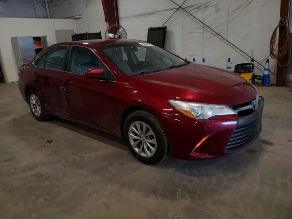 4T1BF1FK0GU611702 — 2016 Toyota Camry, фото 4 с аукциона Copart 05.10.2026, Боковая часть