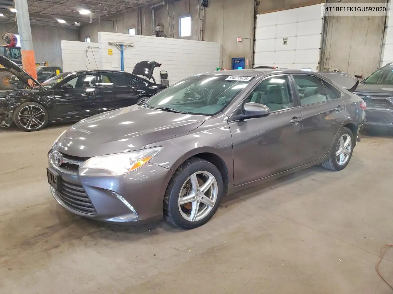 2016 Toyota Camry Xle VIN 4T1BF1FK1GU597020 фото 1