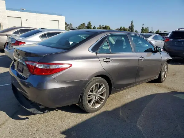 4T1BF1FK5GU190432 — 2016 Toyota Camry, фото 3 с аукциона Copart 29.09.2026, Передняя часть