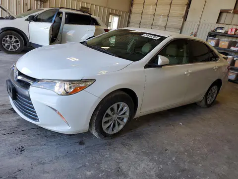 4T4BF1FKXGR516943 — 2016 Toyota Camry, Задняя часть (Rear End), фото до ремонта