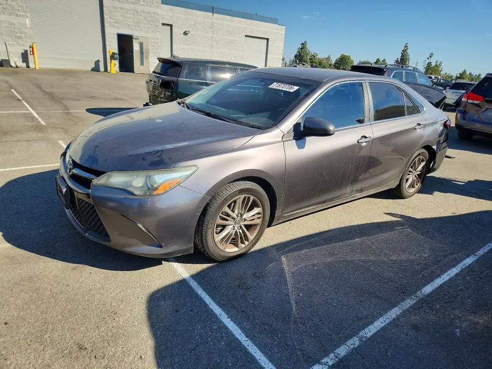 2016 Toyota Camry VIN 4T1BF1FK2GU177508 фото 1