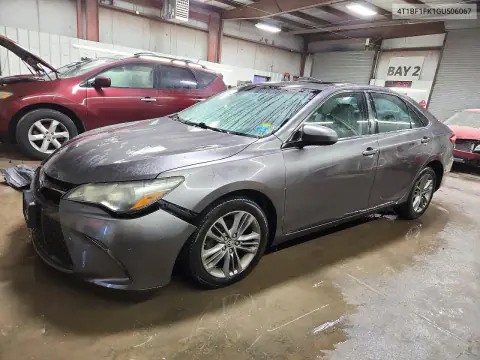 4T1BF1FK1GU506067 — 2016 Toyota Camry, Сторона, фото до ремонта