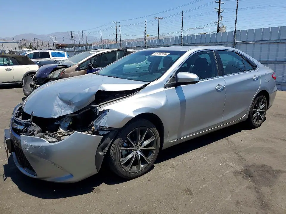 4T1BF1FK3HU662662 Toyota Camry 2017 — повреждение Передняя часть, фото до ремонта
