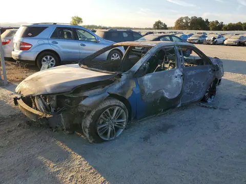 4T1BF1FKXHU744873 — 2017 Toyota Camry, Пожар (Burn), фото до ремонта