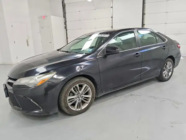 4T1BF1FK0HU789577 — 2017 Toyota Camry, Мелкие вмятины и царапины (Minor Dent/Scratches), фото до ремонта