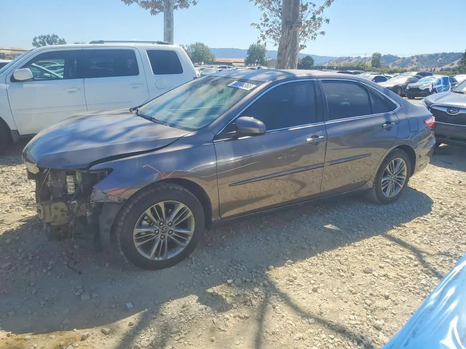 2017 Toyota Camry VIN 4T1BF1FK1HU731185 фото 1