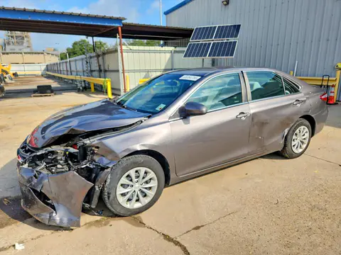 4T1BF1FK9HU367999 — 2017 Toyota Camry, Передняя часть (Front End), фото до ремонта