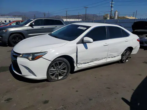4T1BF1FK5HU381513 — 2017 Toyota Camry, Боковая часть (Side), фото до ремонта