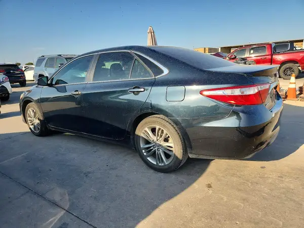 4T1BF1FK1HU335094 — 2017 Toyota Camry, фото 2 с аукциона Copart 01.10.2026, Град