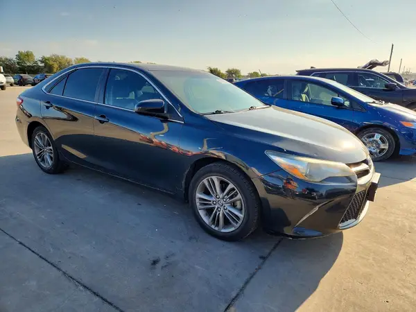 4T1BF1FK1HU335094 — 2017 Toyota Camry, фото 4 с аукциона Copart 01.10.2026, Град