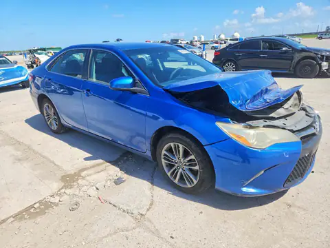 4T1BF1FKXHU734540 — 2017 Toyota Camry, фото 4 с аукциона Copart 30.09.2026, Передняя часть