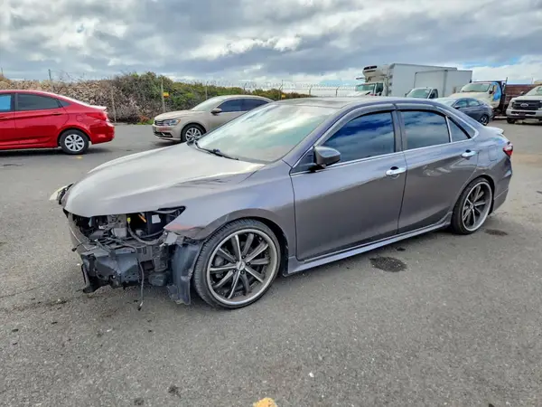 4T1BK1FK1HU579159 — 2017 Toyota Camry, Передняя часть (Front End), фото до ремонта