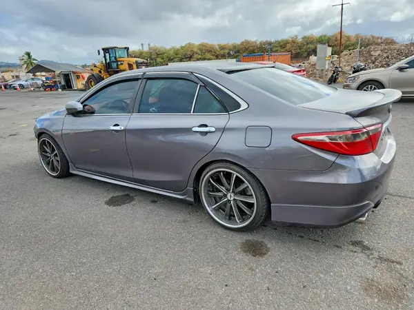 4T1BK1FK1HU579159 — 2017 Toyota Camry, фото 2 с аукциона Copart, Передняя часть