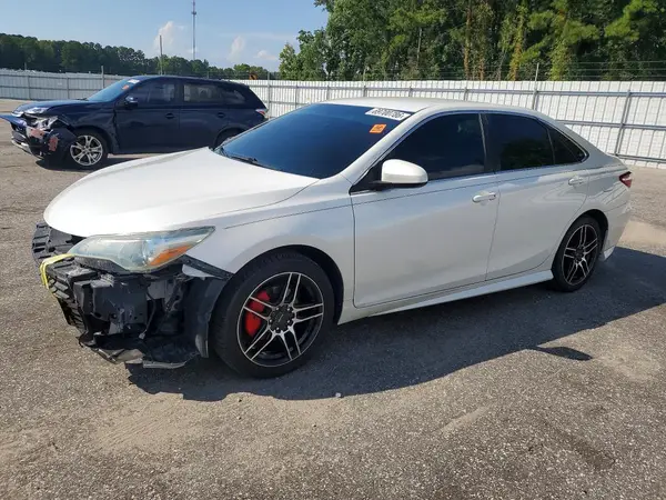 4T1BF1FK9HU282421 — 2017 Toyota Camry, Передняя часть (Front End), фото до ремонта