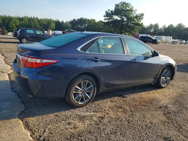 4T1BF1FK3HU797625 — 2017 Toyota Camry, фото 3 с аукциона Copart, Передняя часть