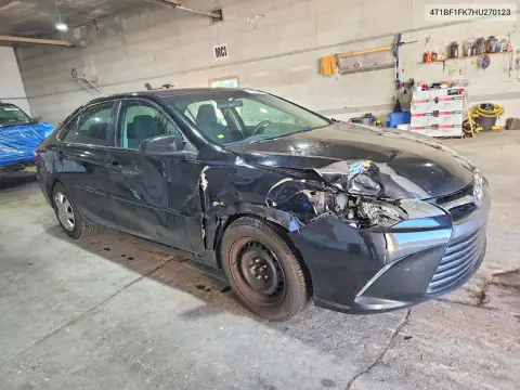 4T1BF1FK7HU270123 — 2017 Toyota Camry, фото 4 с аукциона Copart 16.10.2026, Передняя часть