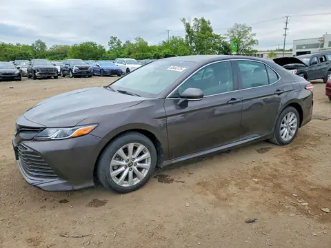 4T1B11HK0JU091911 — 2018 Toyota Camry, Град (Hail), фото до ремонта
