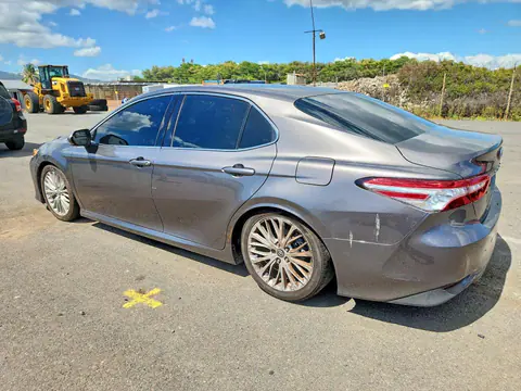 2018 Toyota Camry VIN 4T1B11HK4JU038421 фото 2