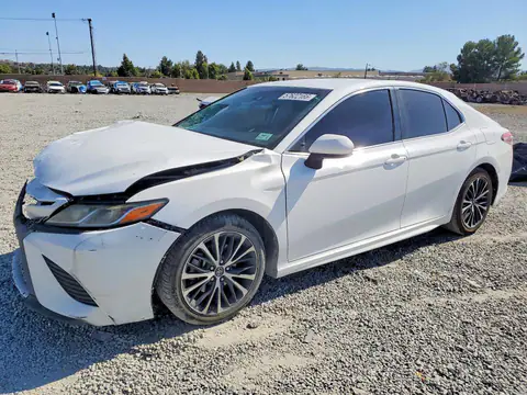 4T1B11HKXJU099398 — 2018 Toyota Camry, Передняя часть (Front End), фото до ремонта