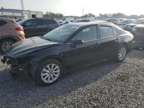 4T1B11HK8JU106784 — 2018 Toyota Camry, Передняя часть (Front End), фото до ремонта