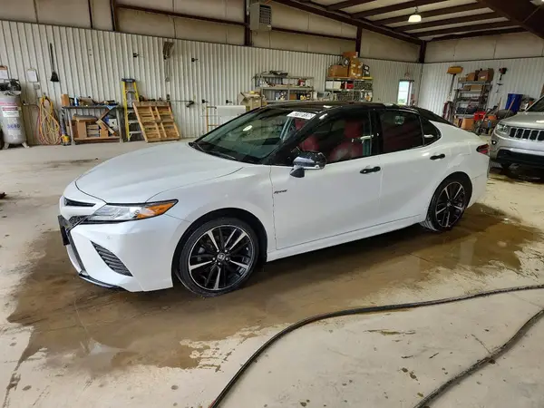 4T1B61HK8JU156554 — 2018 Toyota Camry, Задняя часть (Rear End), фото до ремонта