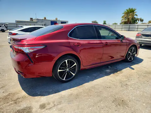 2018 Toyota Camry VIN 4T1B61HK5JU589975 фото 3