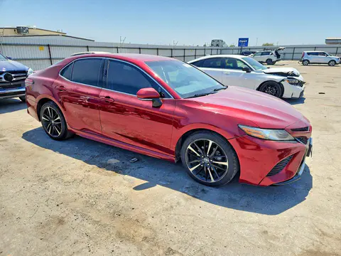 2018 Toyota Camry VIN 4T1B61HK5JU589975 фото 4