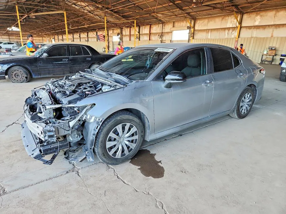 2018 Toyota Camry VIN 4T1B31HK4JU505718 фото 1
