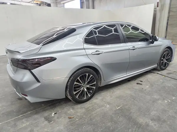 JTNB11HK2J3030646 — 2018 Toyota Camry, фото 3 с аукциона Copart 29.09.2026, Град