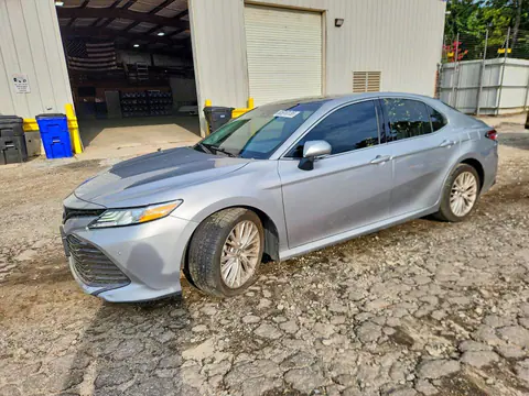 4T1BZ1HKXJU020949 — 2018 Toyota Camry, Передняя часть (Front End), фото до ремонта