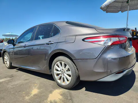 2018 Toyota Camry VIN 4T1B11HK5JU526325 фото 2