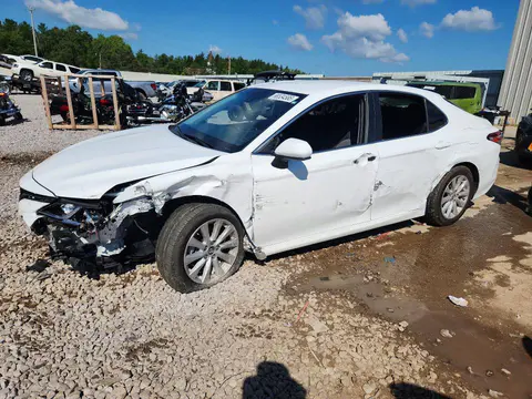 4T1B11HK4JU609227 — 2018 Toyota Camry, Боковая часть (Side), фото до ремонта
