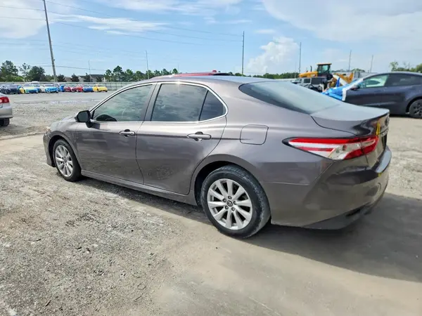 2018 TOYOTA CAMRY VIN 4T1B11HK5JU049671 фото 2