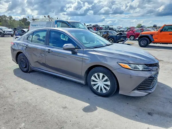 4T1B31HK9JU502975 — 2018 Toyota Camry, фото 4 с аукциона Copart 30.09.2026, Боковая часть