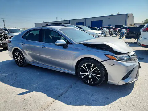2018 TOYOTA CAMRY VIN 4T1B11HK5JU149625 фото 4