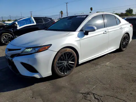 4T1B61HK4JU141226 — 2018 Toyota Camry, Боковая часть (Side), фото до ремонта