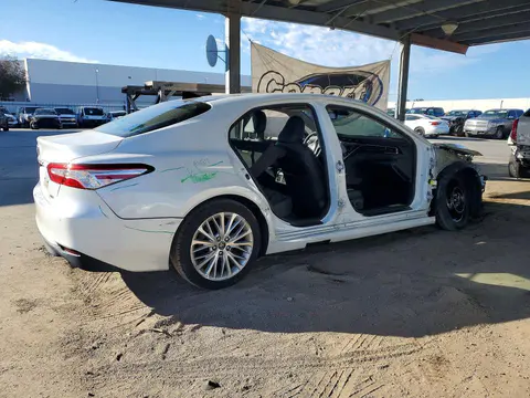 2018 Toyota Camry VIN 4T1BZ1HK4JU006903 фото 3
