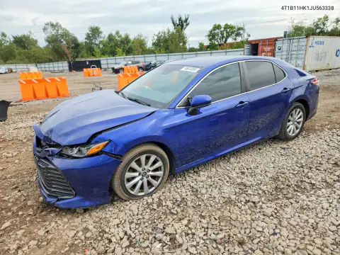4T1B11HK1JU563338 — 2018 Toyota Camry, Передняя часть, фото до ремонта