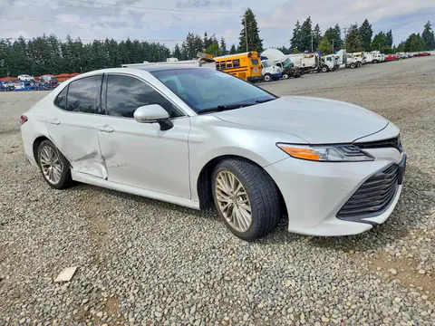2018 Toyota Camry VIN 4T1B11HK8JU057814 фото 4