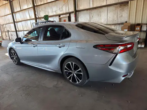 2018 Toyota Camry VIN 4T1B11HK1JU109929 фото 2