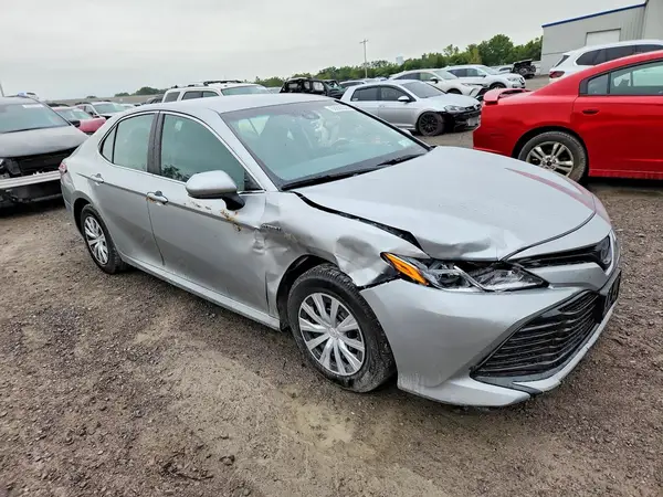 4T1B31HK7JU001258 — 2018 Toyota Camry, фото 4 с аукциона Copart 28.09.2026, Передняя часть