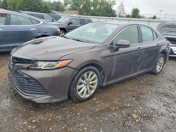 JTNB11HK8J3005461 — 2018 Toyota Camry, Передняя часть (Front End), фото до ремонта