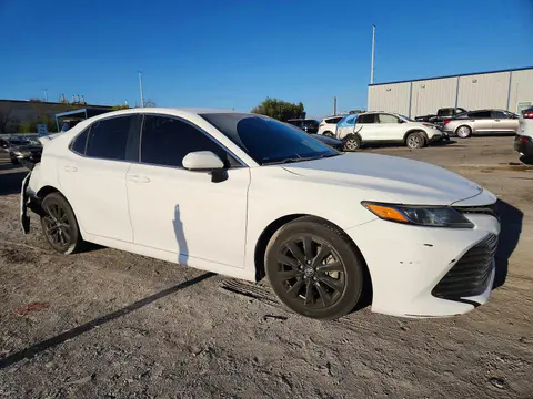 2018 Toyota Camry VIN 4T1B11HK4JU063352 фото 4