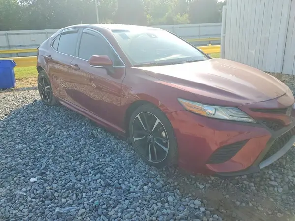 4T1B61HK1JU625208 — 2018 Toyota Camry, фото 4 с аукциона Copart, Задняя часть