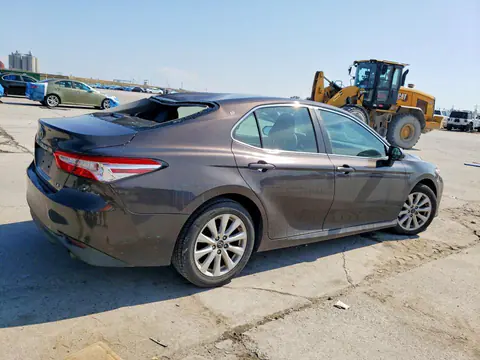 2018 Toyota Camry VIN 4T1B11HK8JU550456 фото 3