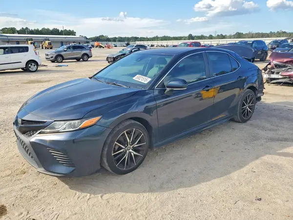 4T1B11HK5JU518130 — 2018 Toyota Camry, Задняя часть (Rear End), фото до ремонта