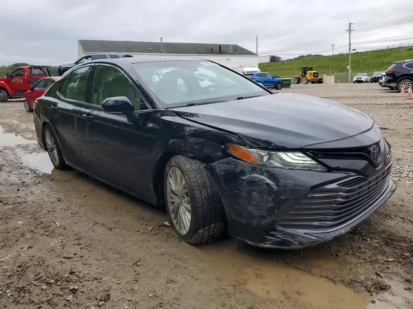 4T1B11HK5JU050948 — 2018 Toyota Camry, фото 4 с аукциона Copart 14.10.2026, Передняя часть