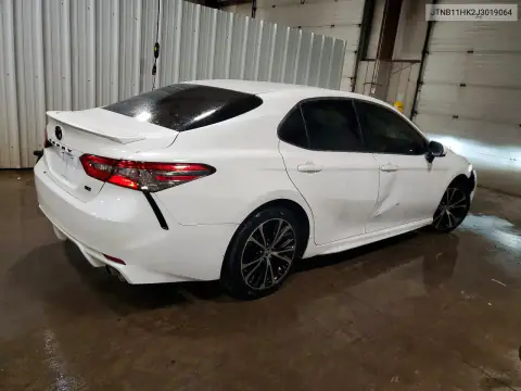 JTNB11HK2J3019064 — 2018 Toyota Camry, фото 3 с аукциона Copart, Сторона