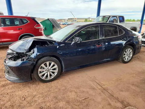 JTNB11HK6J3041312 — 2018 Toyota Camry, Передняя часть (Front End), фото до ремонта