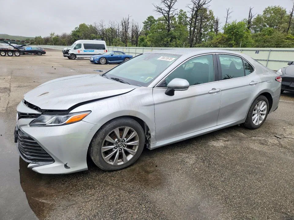 2018 TOYOTA CAMRY VIN 4T1B11HK0JU541783 фото 1